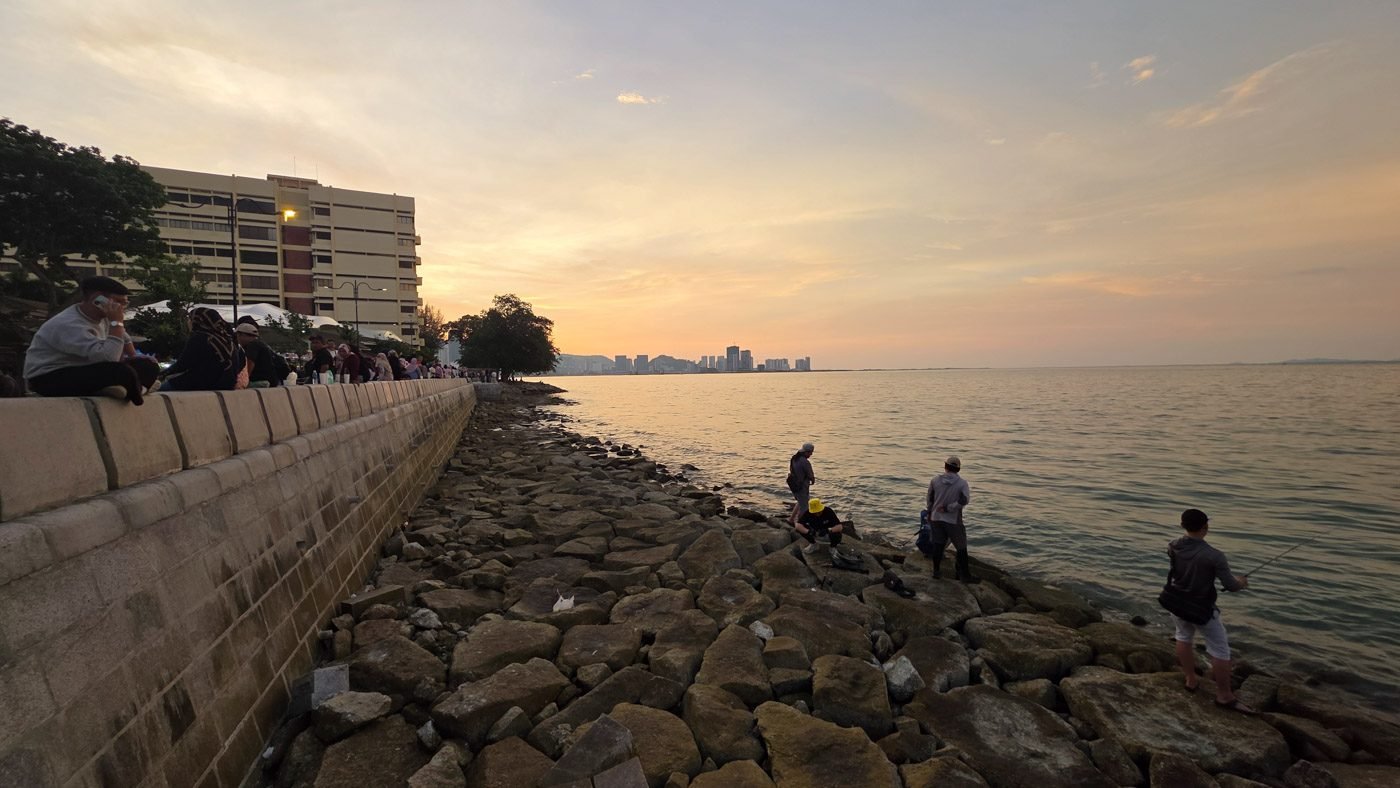 Evening atmosphere at the Penang waterfront in Malaysia