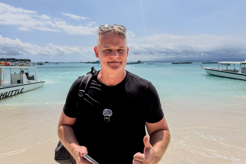 Martin arriving in Nusa Lembongan, Bali after stepping off the boat.